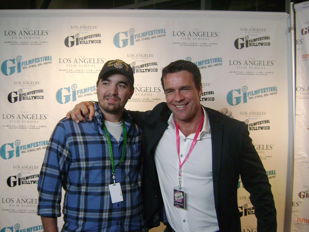 GI Film - Représentant la fondation "Gary Sinise" - 9 novembre 2012 1117