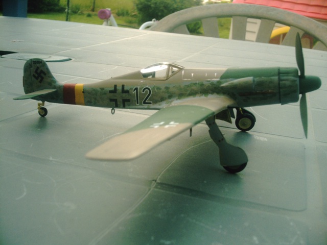 FOCKE-WULF TA-152 H-0   JG-301 Avril 1945 (frog) 1/72 (VINTAGE) Crim0141