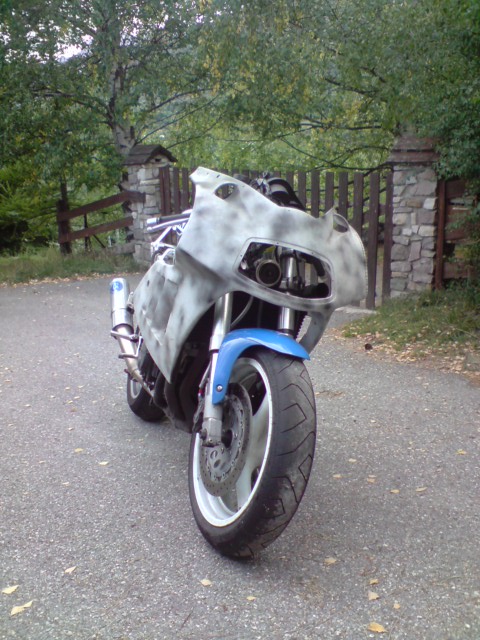 Carenages REPLICA pour GSXR - Page 5 Melian16