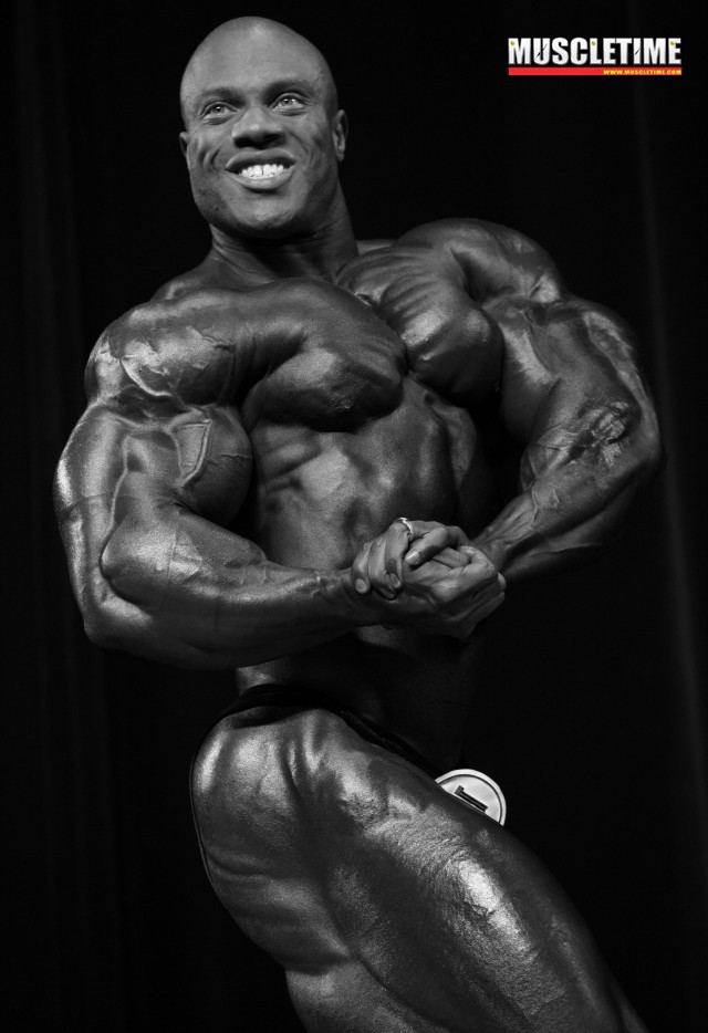 ARNOLD CLASSIC - Page 2 2008ar11