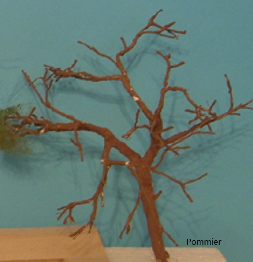 La fabrication d'arbres en ficelle Pommie13