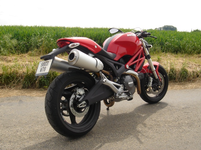 Essai italien [Ducati Mostro 696] Dsc00615