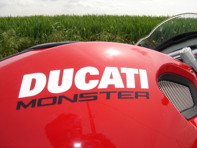 Essai italien [Ducati Mostro 696] Dsc00617