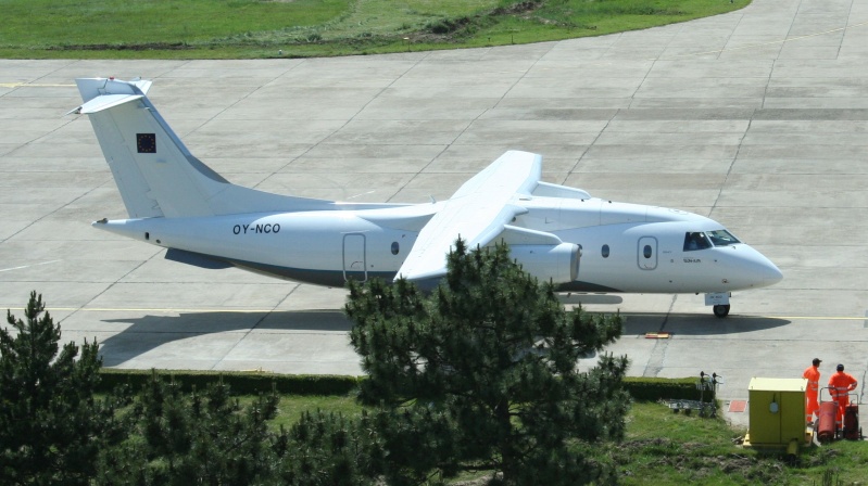 Aeroportul Tulcea (Delta Dunarii) - 2008 Lrtc0910