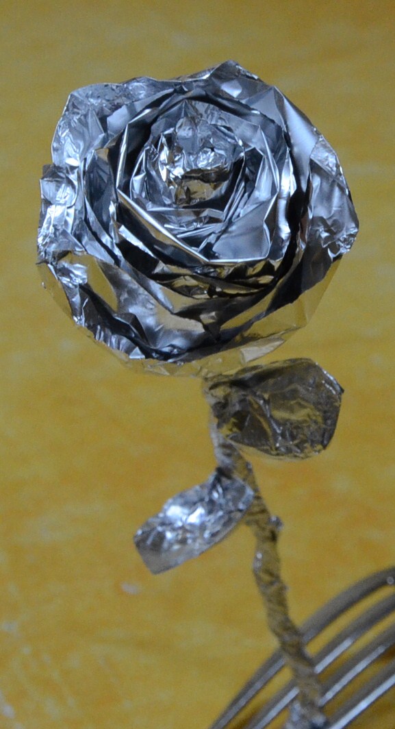 Une rose en aluminium Dsc_1710