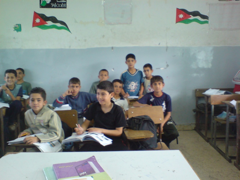 مدرسه كفرعوان (( 2007 - 2008 )) Dsc01530
