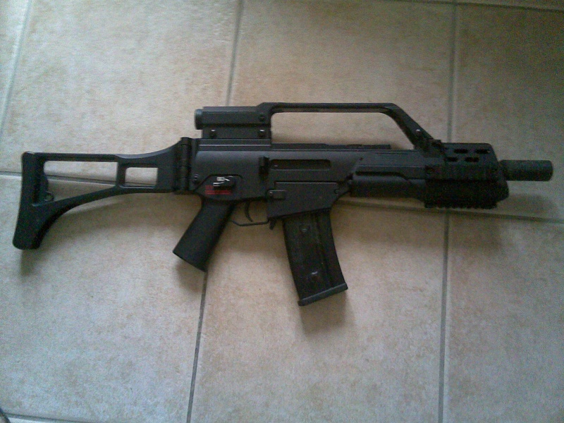 vends G36C CLASSIC ARMY  avec ses accessoires Photo010