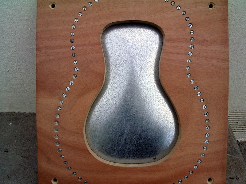 construction guitare a resonateur type duolian - Construction guitare métal à résonateur - Page 2 Imgp7512