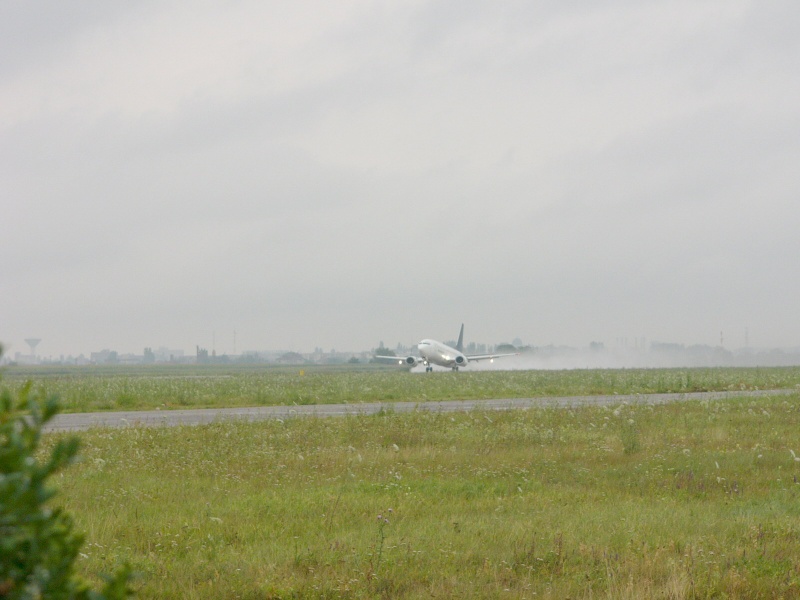 Aeroportul Arad - 2008 - Pagina 3 Foto_a10