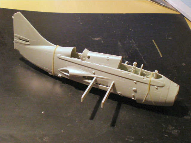 Gannet - Fairey Gannet Mk1/4 REVELL  1/72 00910