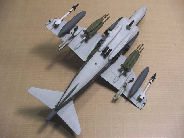 [Harrier 2013] [Italeri] AV8B - Refection d'une vieille maquette.... Harrie11