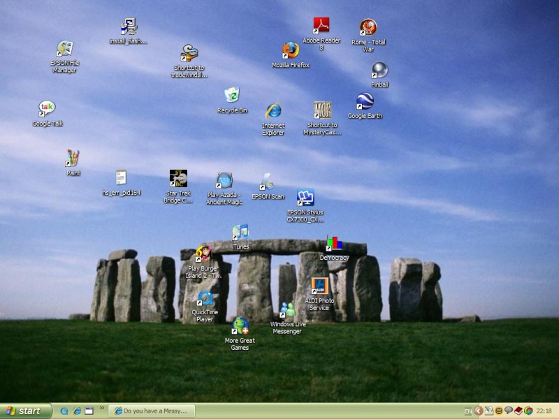 Do you have a Messy Desktop? - Page 2 Deskto10