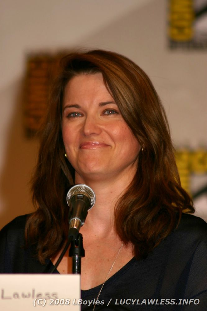 Lucy Lawless - Page 38 Img_8511