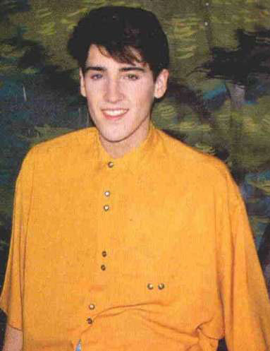 ladyyysssssssssssss ...........jonathan knight - Page 5 Jonath38