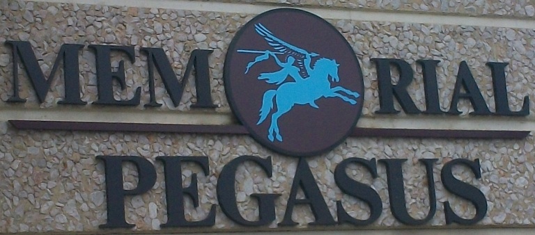 Mémorial Pegasus : musée des troupes aéroportées britanniques de Ranville [MAJ] 100_6216