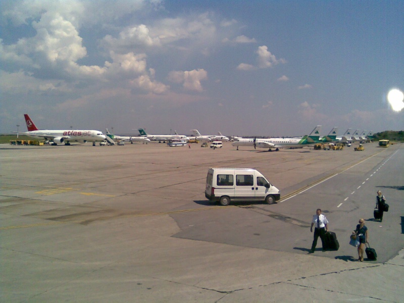 Aeroportul Timisoara (Traian Vuia) - 2008 - Pagina 3 Deya0212