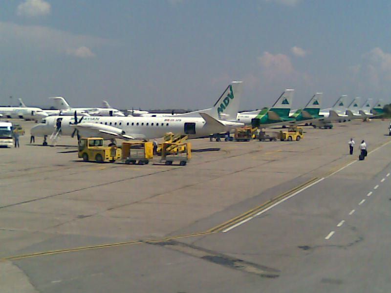 Aeroportul Timisoara (Traian Vuia) - 2008 - Pagina 3 Deya0315
