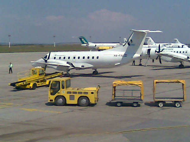 Aeroportul Timisoara (Traian Vuia) - 2008 - Pagina 3 Deya0610