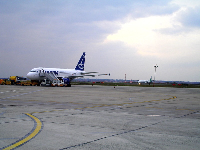 Aeroportul Timisoara (Traian Vuia) - 2008 - Pagina 5 Pictu131