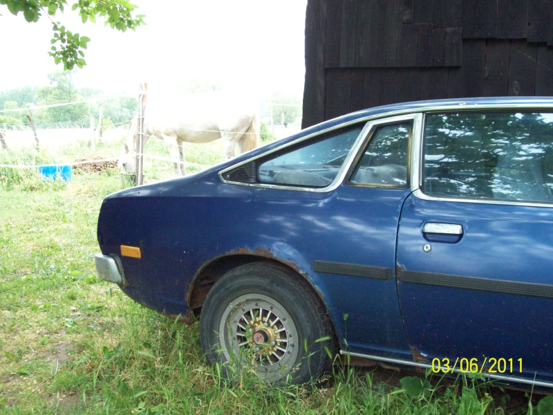 [MAZDA 121] Mazda 121 coupé de 1977 du Sud ! 100_1914