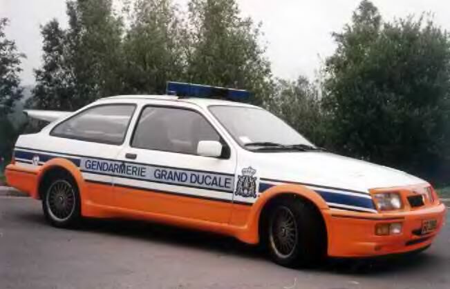 PHOTO de voiture de police!! - Page 2 20051210