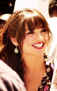 Avatars Crystal Reed 432