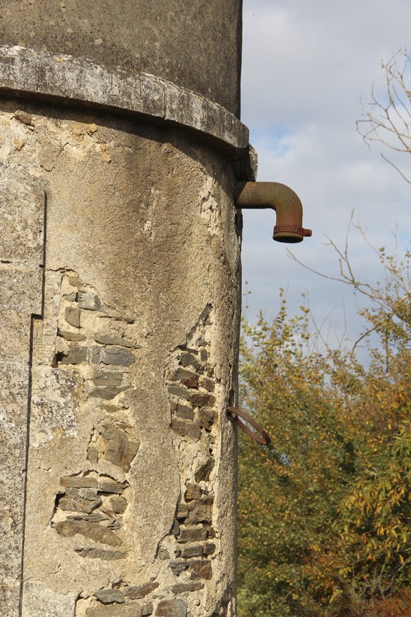 Ignoring the obvious - Railway history in the Charente Tower310