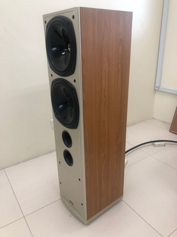 Tannoy Saturn S10 floorstanded speaker (Used) 5575c710
