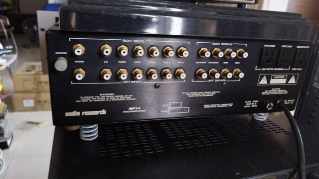 Audio Research SP14 preamp Img_8911
