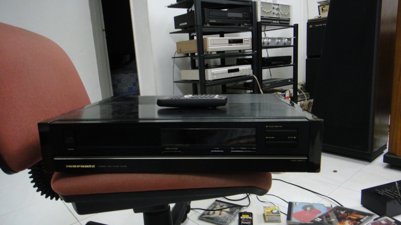 Marantz cd 94 II cd player (Used)SOLD Dsc01616