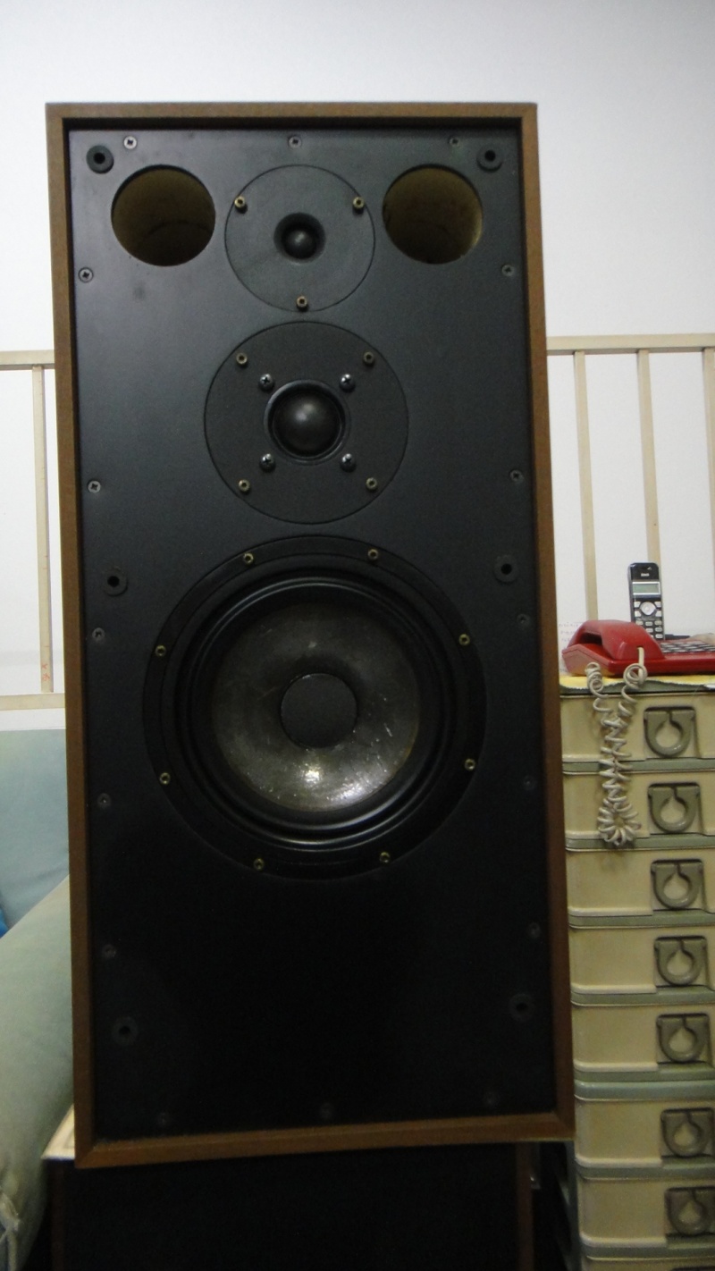 Spendor SP 1/2 speaker (Used)SOLD Dsc01924