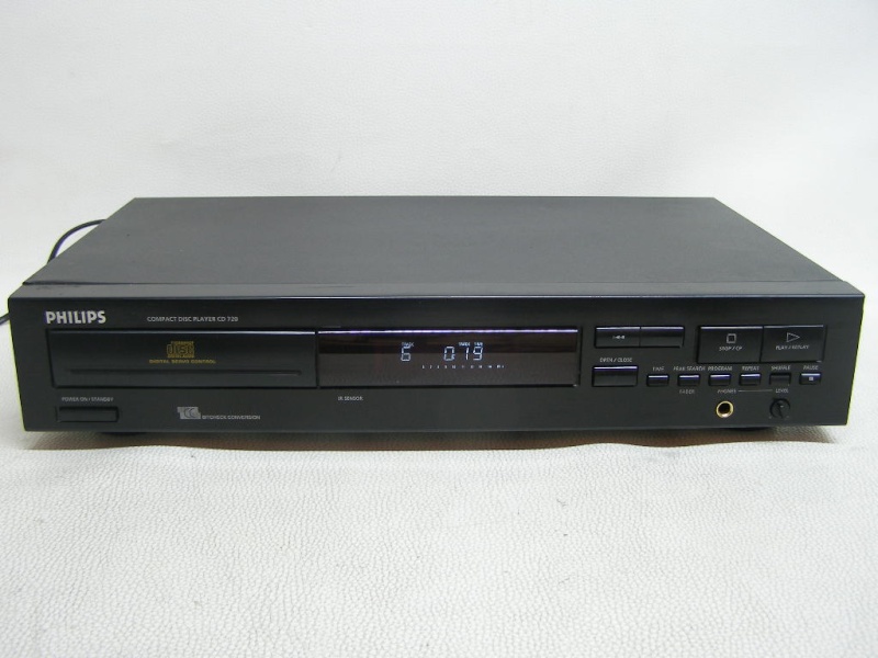 Philips cd -720 ( used ) P1010010