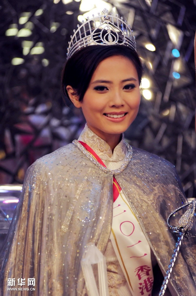 Rebecca Zhu (HONG KONG 2011) 1274
