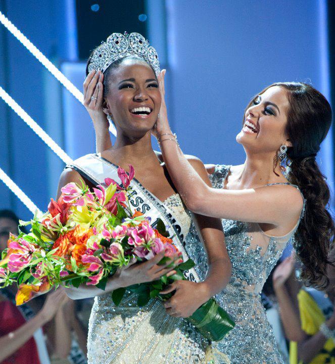  MISS UNIVERSE 2011 OFFICIAL THREAD: Leila Lopes (Angola) 30629810