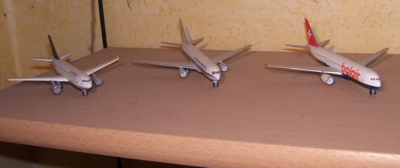 Verschiedene Modellflugzeuge - Gab es mal als Souvenir 100_8221