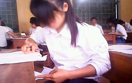 Nghĩ lan man nhân sự cố trong kỳ thi tốt nghiệp THPT 2012 ở Bắc Giang 6_48_110