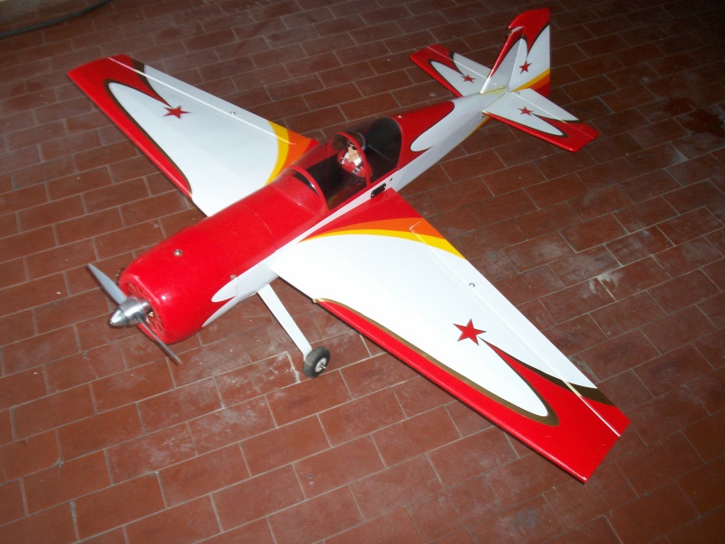 YAK 54 e Extra 330 100_0423