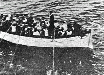 L'histoire  du Titanic Canot310