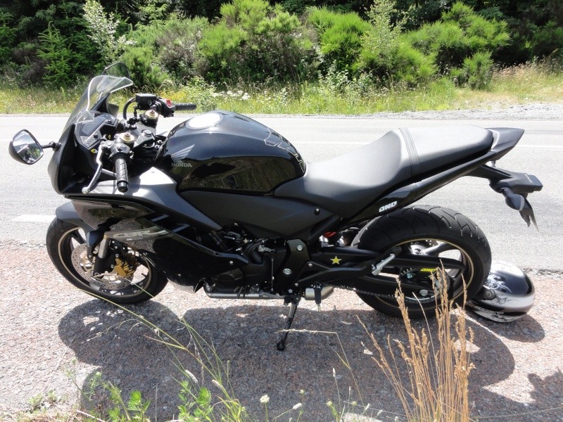 Ma cbr 600 F Black =) Dsc02111