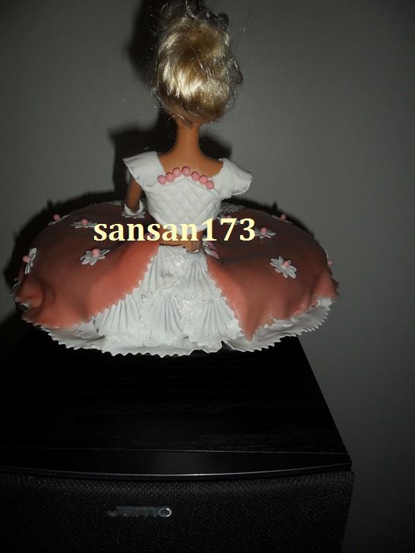 Barbie en gâteau Sam_1214