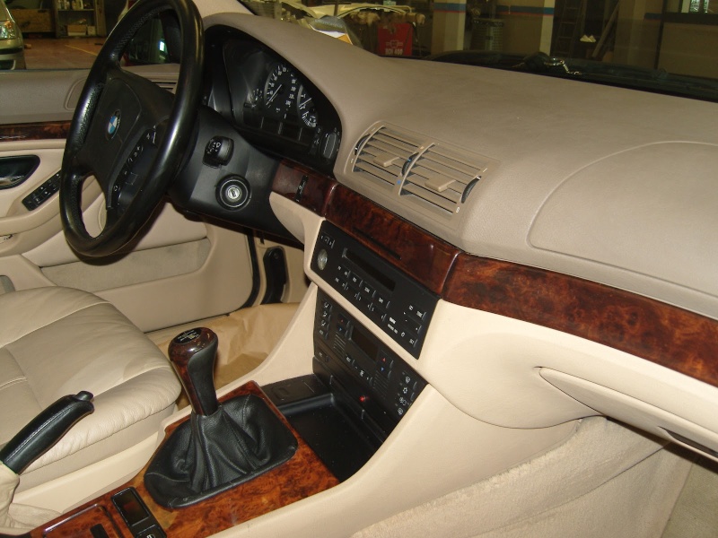 S.Amato Car Care Vs. BMW 520...Interior Detailing!!! Sn209833