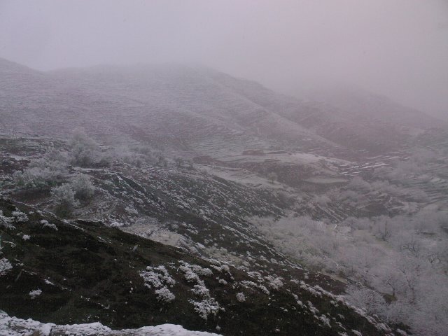 تساقط الثلوج أعالي جبال الاطلس الكبير منطقة ايت امديس Photo025