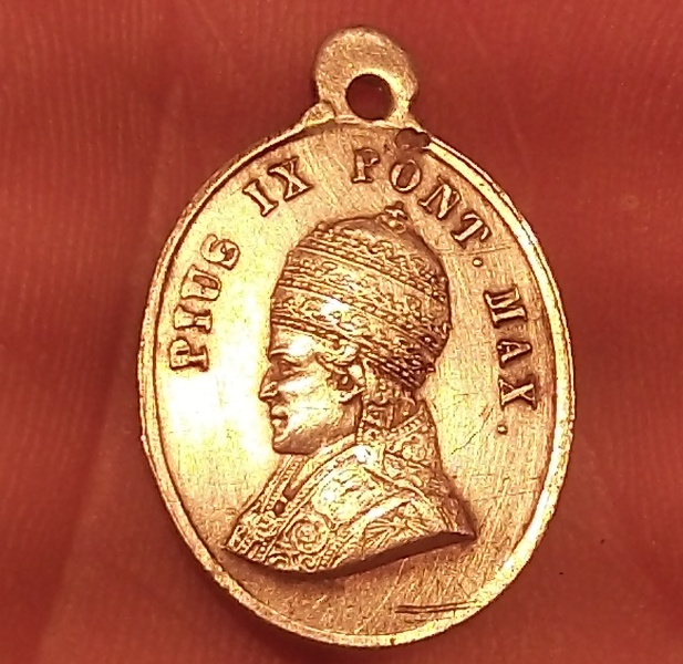 Médaille PIE-IX -  légende "Souvenir du Jubilé de 1847" 107_0410