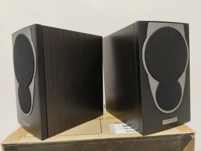 Mission MXs bookshelf speakers (used) Img20239