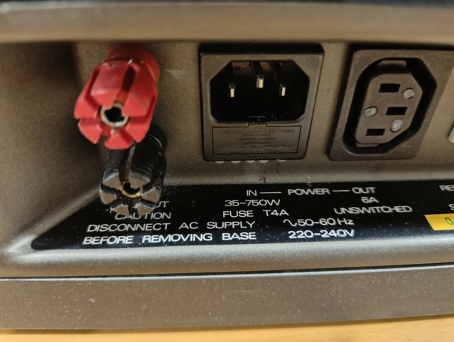 Quad 606 Mk2 power amp (used) Quad811