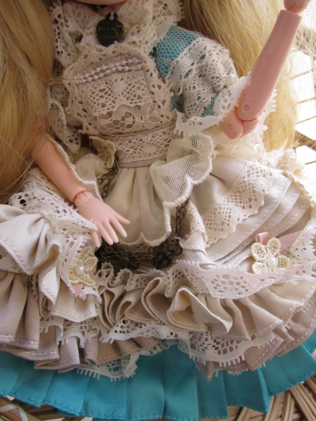 nouvelle miss+tenues trisquette :D - Page 3 Photo_95