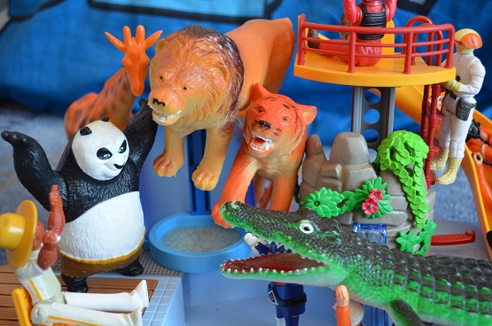 Star Wars Figures in Action!!: Overview On Page 1 - Page 5 Ackbar16