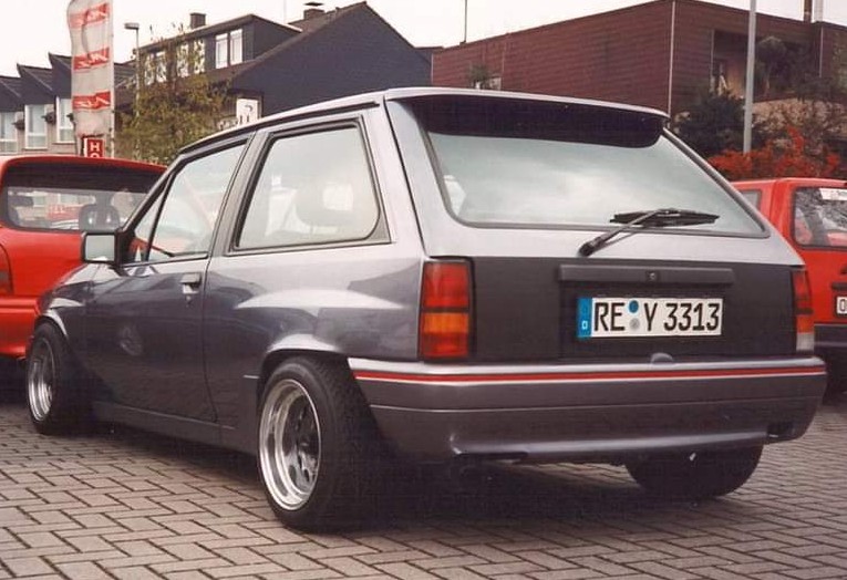 Opel Treffen Comeback: Pár dalších fotek z legendárních 90let :)  - Stránka 4 Fb_i2184