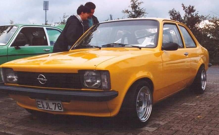 Opel Treffen Comeback: Pár dalších fotek z legendárních 90let :)  - Stránka 5 Fb_i2294