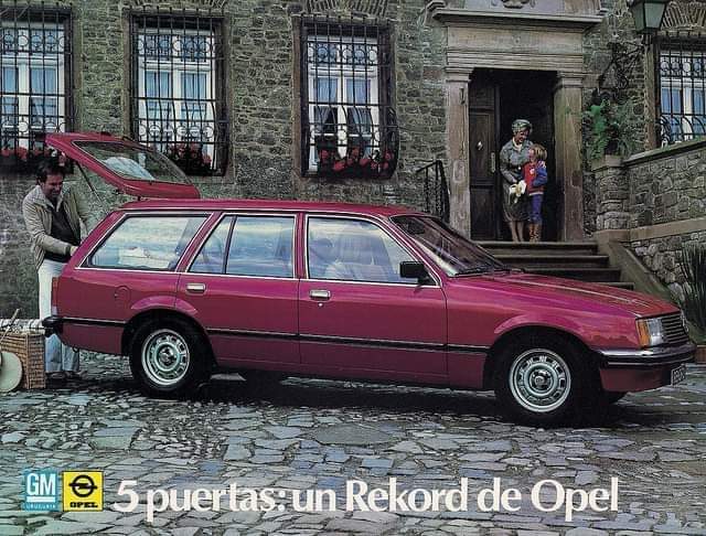Nedělní chvilka nostalgie: Historické, dobové reklamní foto Opel  - Stránka 2 Fb_i2724
